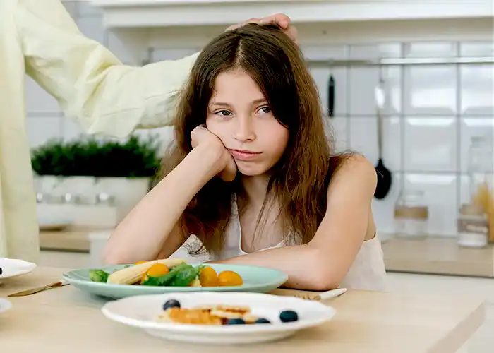 Teen girl refuses to eat